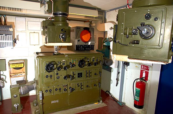 Control post of 75 mm battery at Hemso
