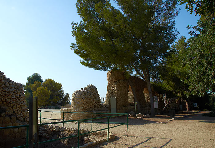 Western wall of the fortress - Antipatris
