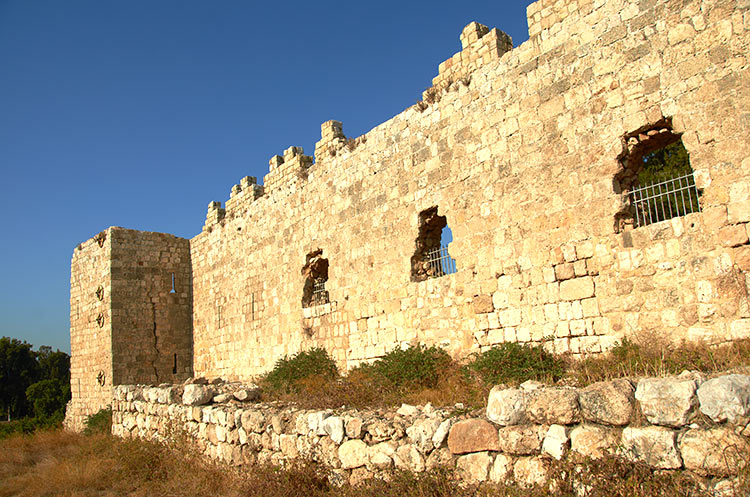 Western wall with northwestern tower - Antipatris