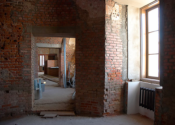 #27 - Second floor room