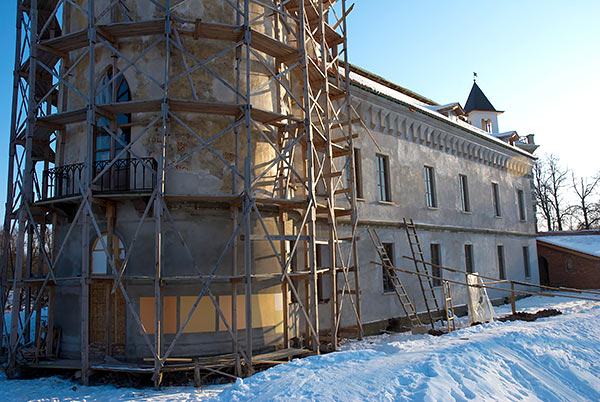 Facade - Bip Castle