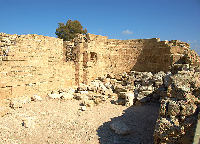 #20 - Cathedral ruins
