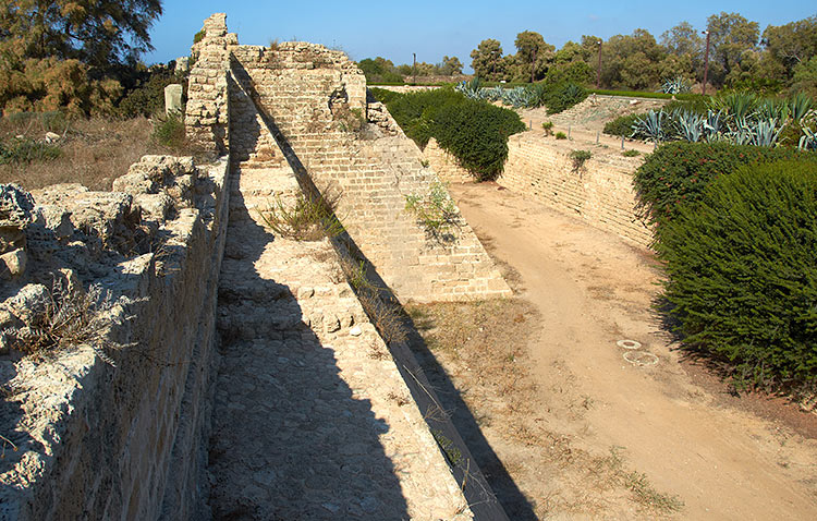 Fortifications of the north-eastern part of the fortress - Caesarea