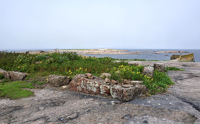 Remains of pilot station on Manonen Island - Coastal Artillery