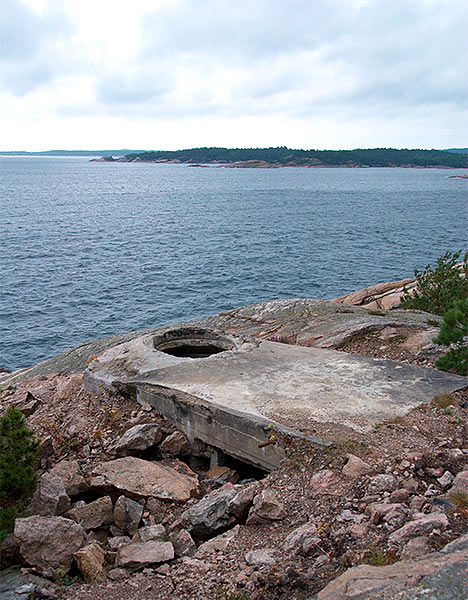 German ringstadt at the southern tip of the island - Coastal Artillery