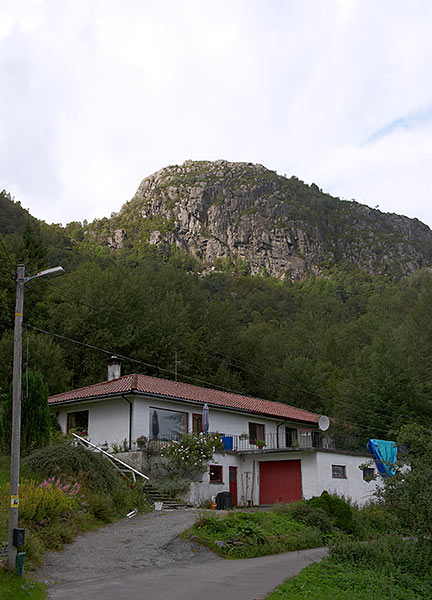 #2 - Гора Кварвен