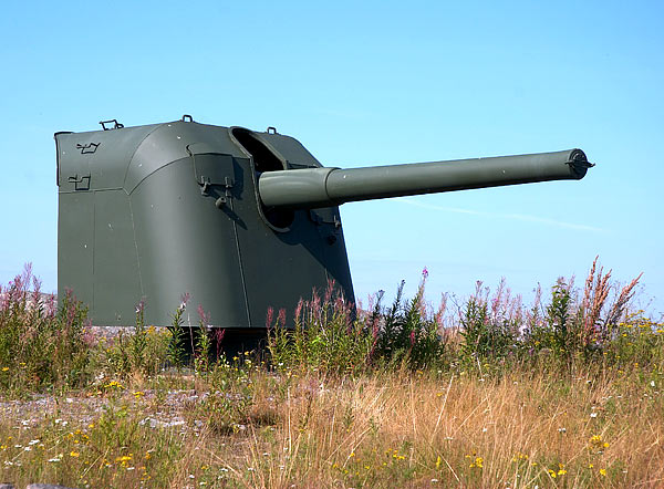 152 mm Vikkers gun - Coastal Artillery