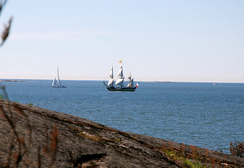 Sails and rocks - Coastal Artillery