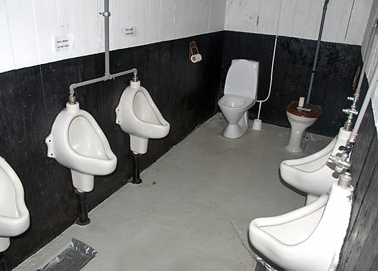 #28 - Latrine