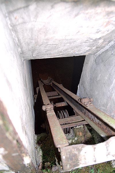 #30 - Ammunition conveyer