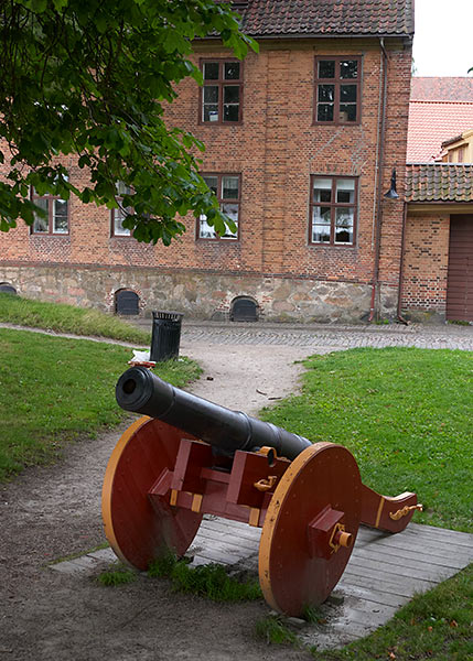 Cannons in the yards - Fredrikstad