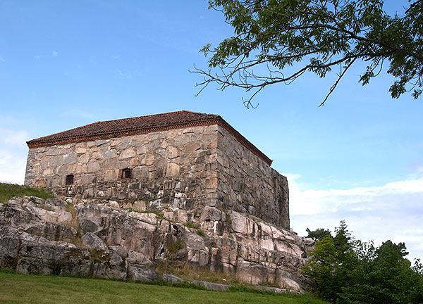 #58 - Fort Stortårnet on the west side