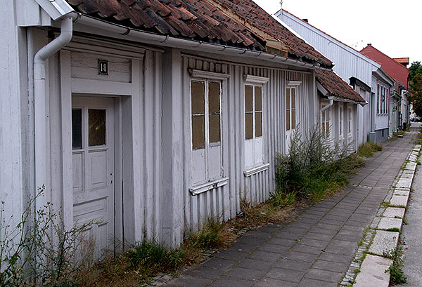 #71 - Abandoned house