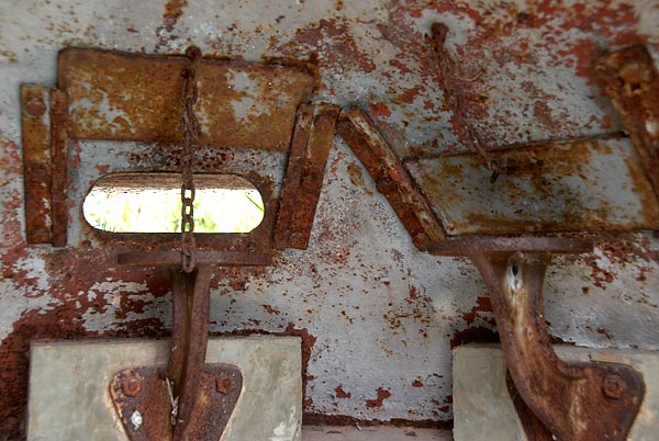 Observation slit of the armoured post - Gotland fortifications