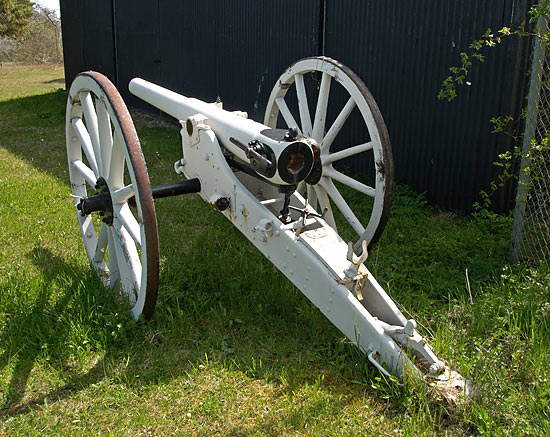 #24 - 84 mm gun m/81