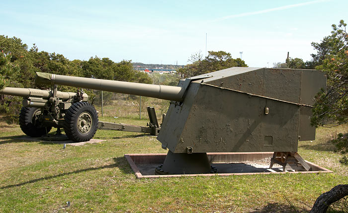 #25 - 15 sm Bofors gun