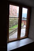 Окно во двор в  крепости Хямеенлинна