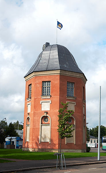 #11 - Flag tower