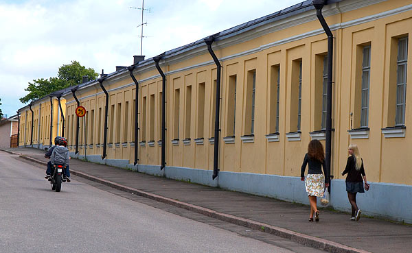 #23 - Barracks