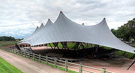 Central bastion wit tent upon the stage