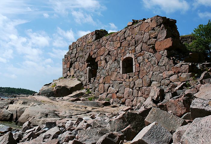 #5 - Destruction of the southern part of the fort