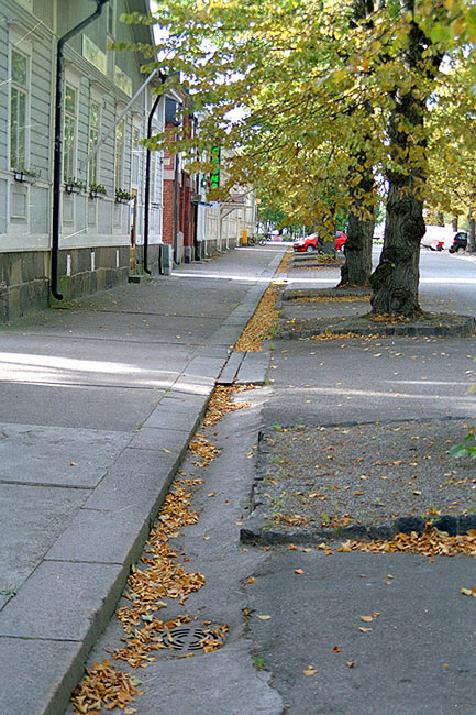 #32 - City street