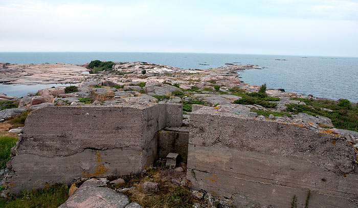 #5 - Concrete breastwork