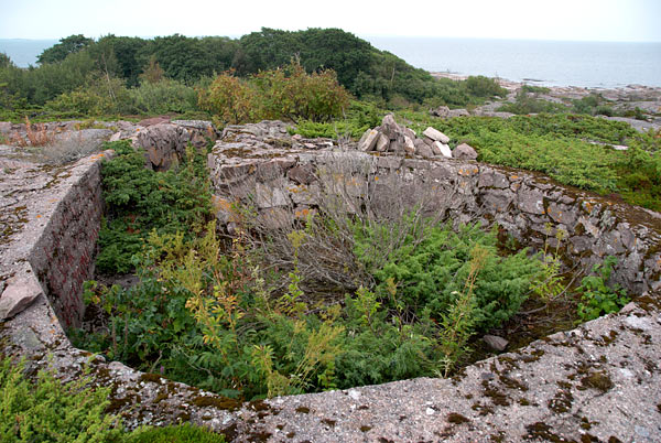 #10 - Anti-aircraft gun's emplacement