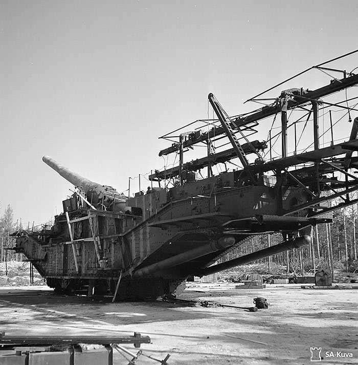 #3 - 305/52-мм орудие на ж/д транспортёре