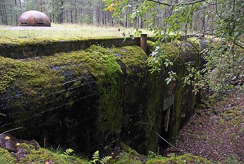 #19 - Accommodation/command point bunker