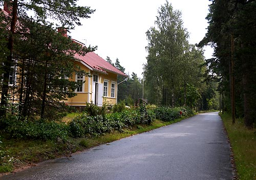 #1 - Harparskog village