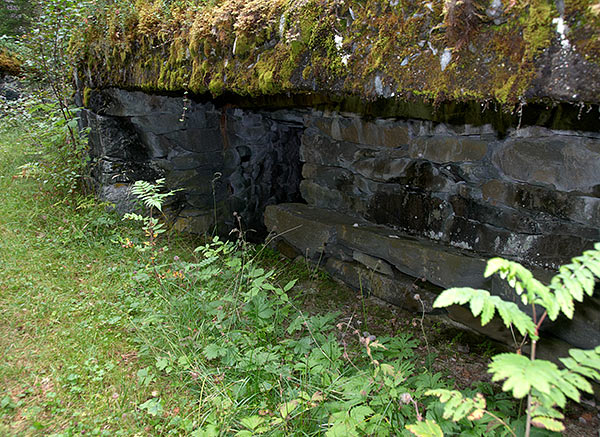 #61 - Personnel shelter