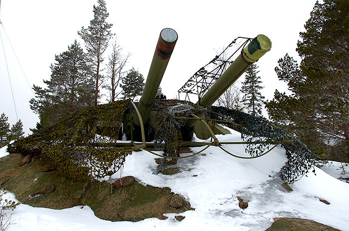 #4 - 15.2 sm turret twin guns