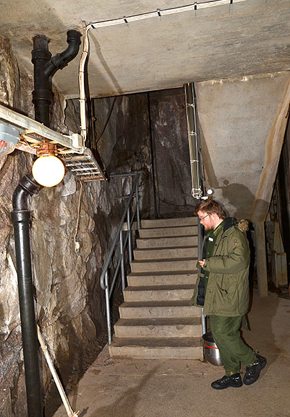 #23 - Staircase to the rooms under the gun turret