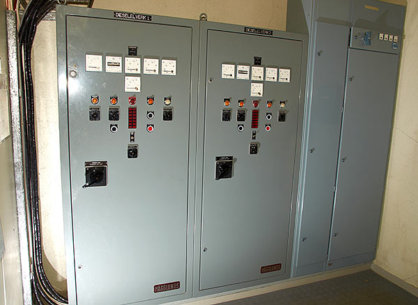 #13 - Electric panelboard