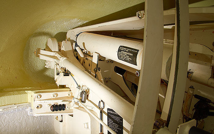 #21 - 7.5-sm gun М/75