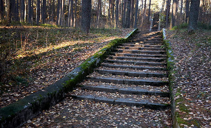 Stairs of the former villa of Minister of War Kropotkin at Fort Ino