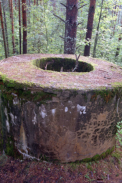 #14 - Concrete hatch