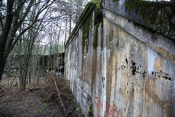 Rear wall of the installation - Fort Ino