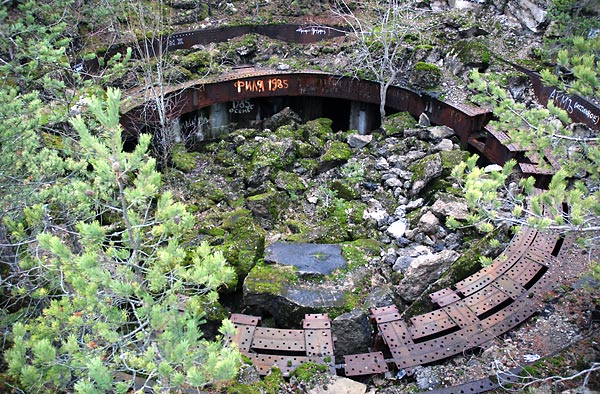 Basis for the gun's turret - Fort Ino