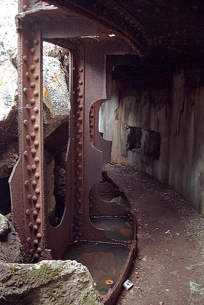 Gallery under the turret - Fort Ino