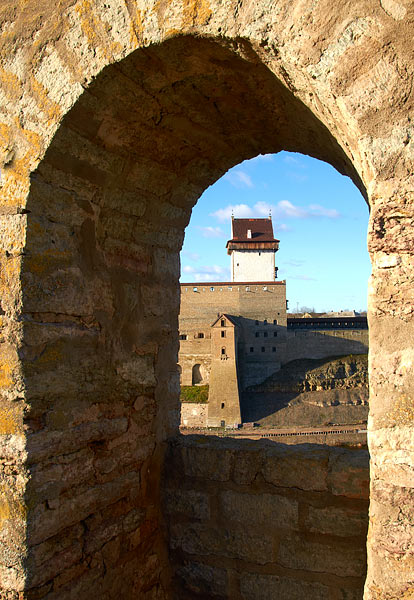 #28 - Embrasure