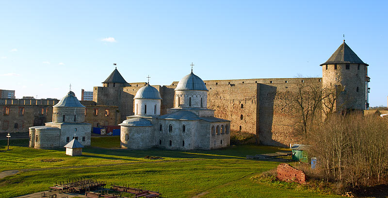 #6 - Fortress bailey