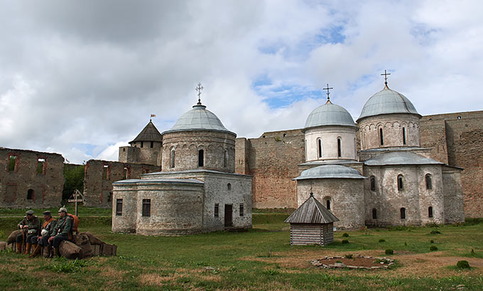 The courtyard of the Big Boyar city in Ivangorod