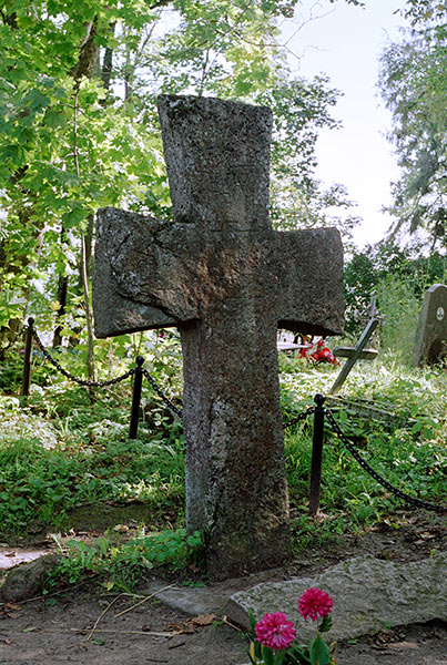 #35 - Truvor's Cross