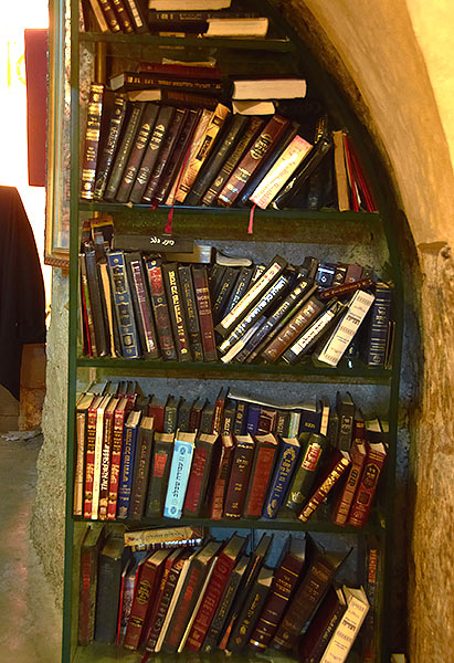 Underground library - Jerusalem