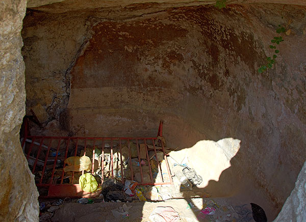 Catacomb - Jerusalem