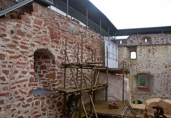 #23 - Kastelholm's walls