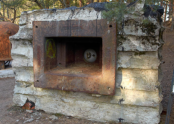 Artillery bunker remains - KaUR