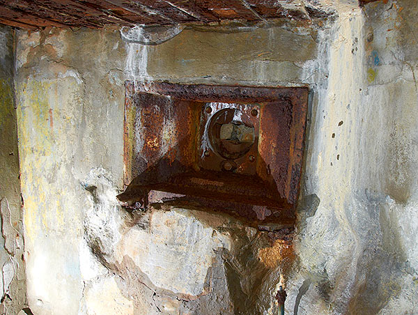 #15 - Machine-gun porthole NPS-3